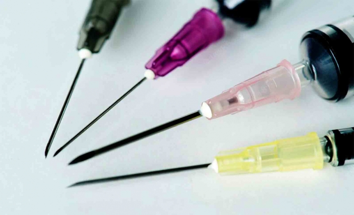 La Junta adquiere dosis incluidas en el calendario oficial de vacunaciones para toda la vida