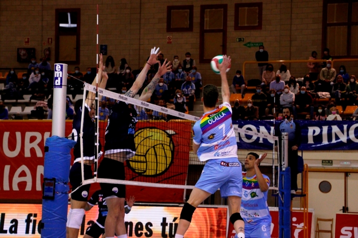 El Río Duero Soria logra deshacerse de Rotogal Boiro en el tie break