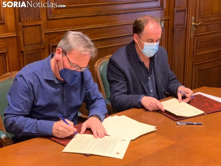 La Diputación apoya al Numancia con 50.000 euros y al Bádminton Soria con 4.000