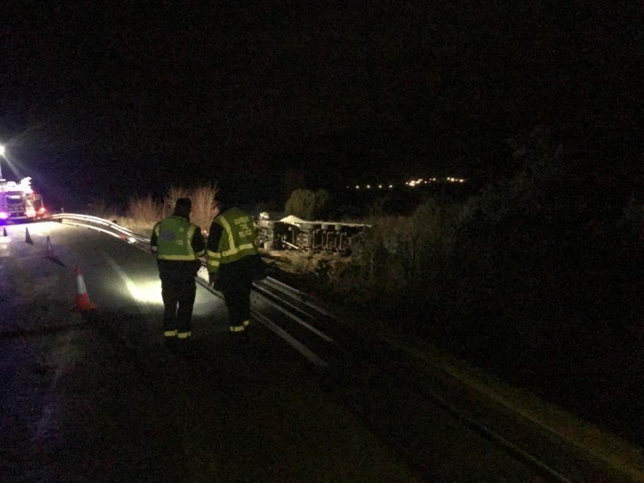 Fallece una persona de 40 años al salirse de la vía su vehículo entre Temeroso y Calatañazor