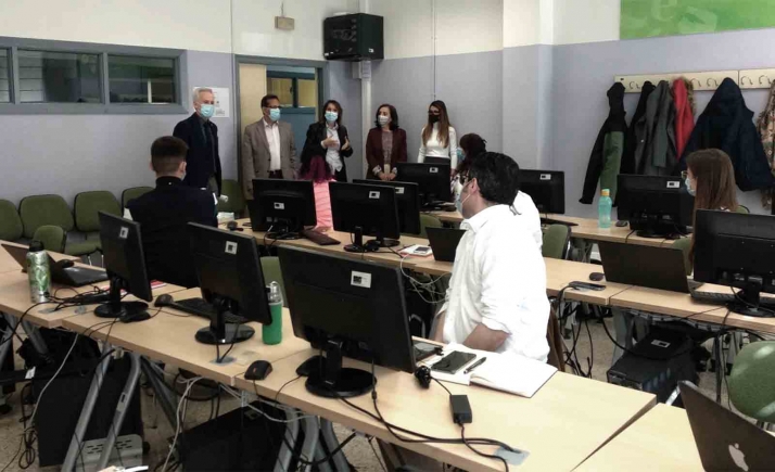 Castilla y León, la más inversora en formar a sus profesores