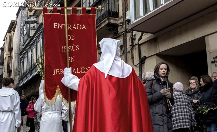 La Mayor acoge una muestra sobre la historia de la Cofradía de la Entrada de Jesús en Jerusalén