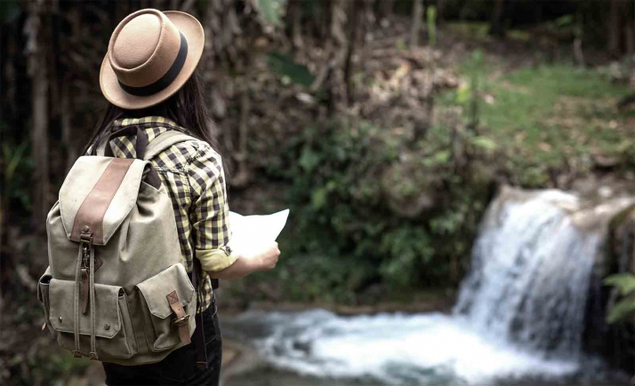 El Procurador del Común pide que en la tramitación de los bonos turísticos sea considerada la brecha digital en determinados sectores de la población