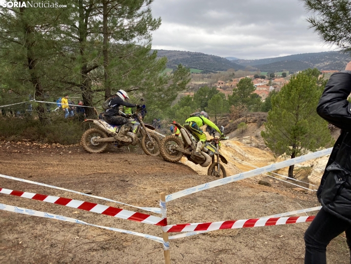 Fotos: el rugido de los motores hace vibrar al circuito de Fuentetoba