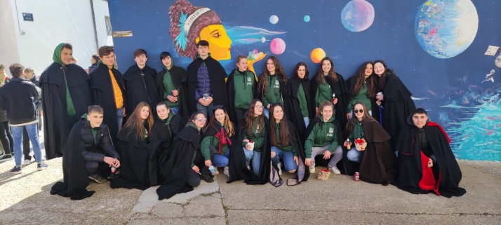 Quintos y Zarrones visten Borobia de tradición