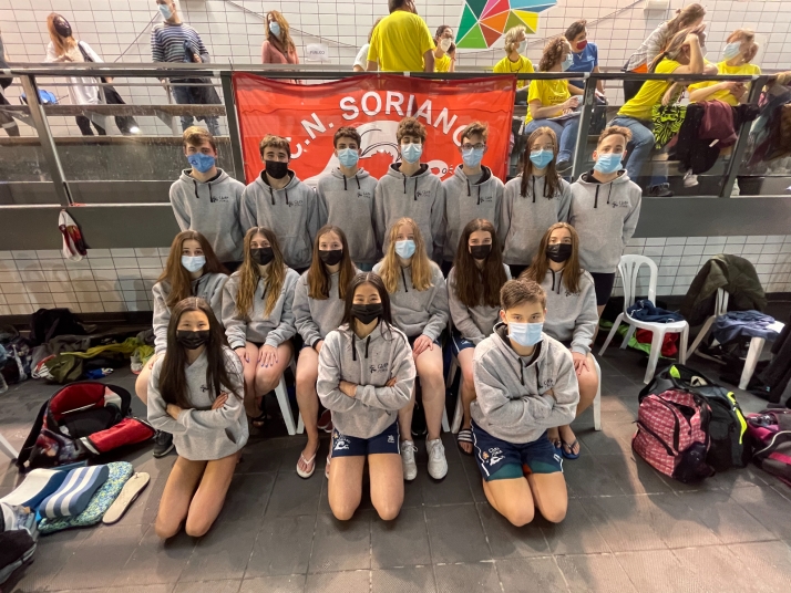 Cuatro oros y más de 50 marcas personales, cosecha del Club Natación Soriano en Valladolid