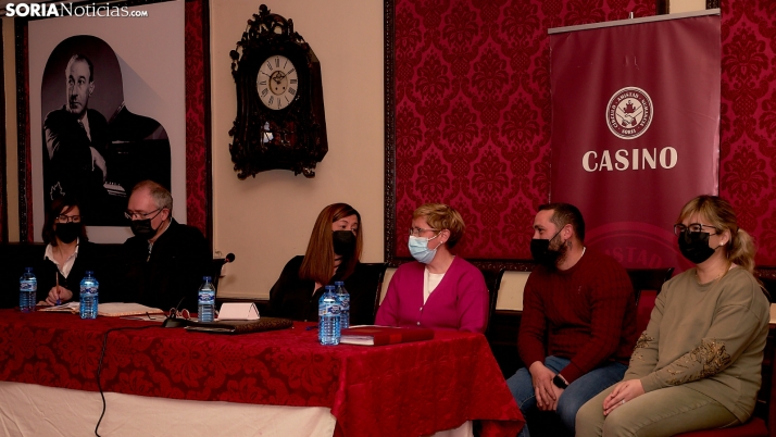 La Asociación de Jurados de Cuadrilla salva los muebles in extremis