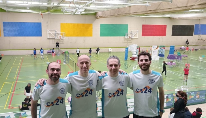 El cuarto Máster Nacional Senior contó con ocho jugadores de bádminton de Soria