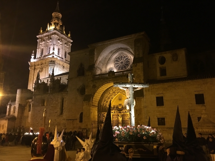 La cofradía de El Burgo anima a fotografiar la Semana Santa