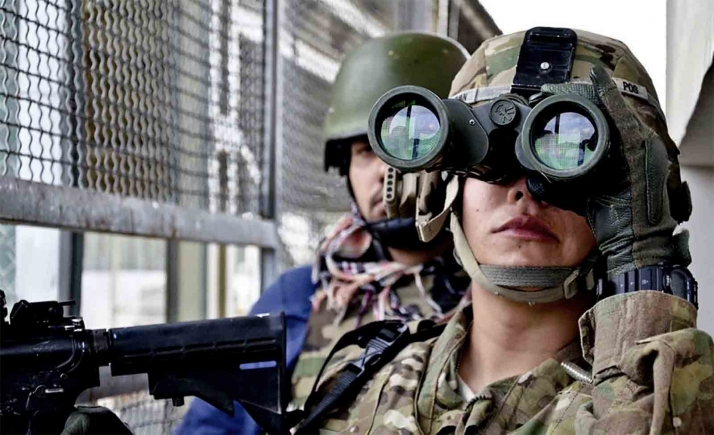 Pinares acoge una muestra sobre la Defensa Nacional