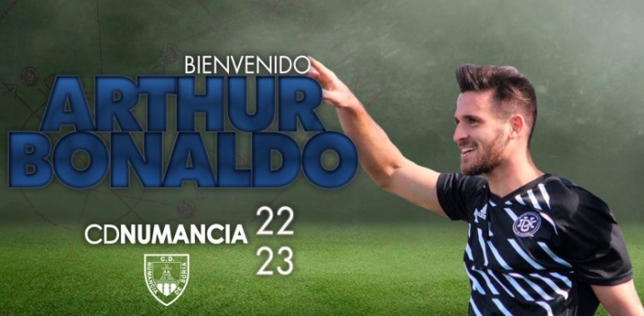 Experiencia para la medular rojilla: Bonaldo firma dos años por el Numancia