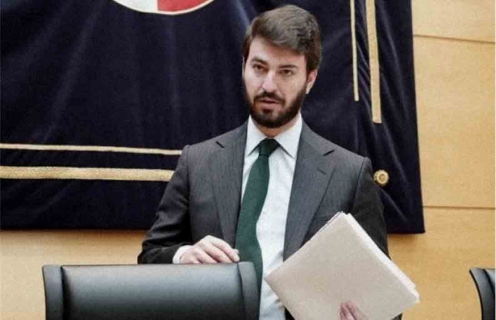 García-Gallardo firma la adhesión de Castilla y León a la alianza de regiones con automoción