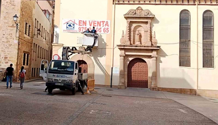 La iglesia de los Padres Franciscanos no está a la venta