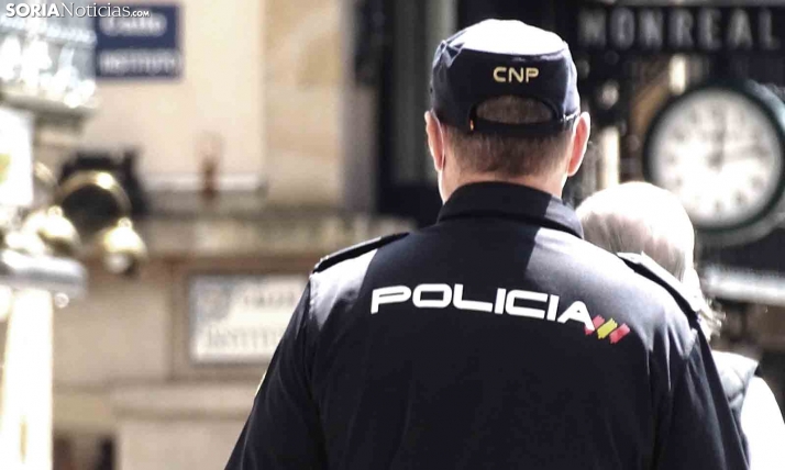 Detenido como presunto autor del hurto de una cartera a una anciana y de otra sustracción de tarjetas en un turismo