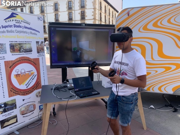 La caravana del futuro ya rueda por el centro de Soria