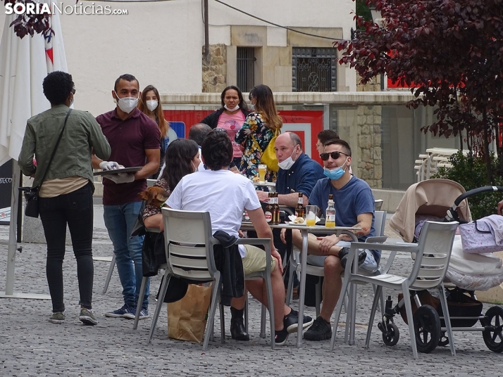 Roba un móvil en una terraza de Soria y acaba sin él y detenido