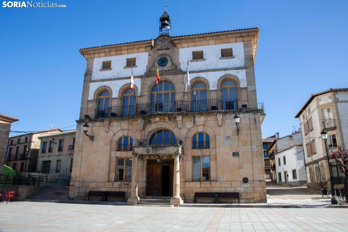 El equipo de gobierno de Covaleda critica que se obligue a los Ayuntamientos a mercadear para conseguir un parque de Bomberos