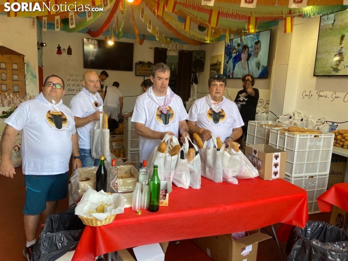 Reparto de la tajada cocida en Santo Tomé, San Clemente y San Martín