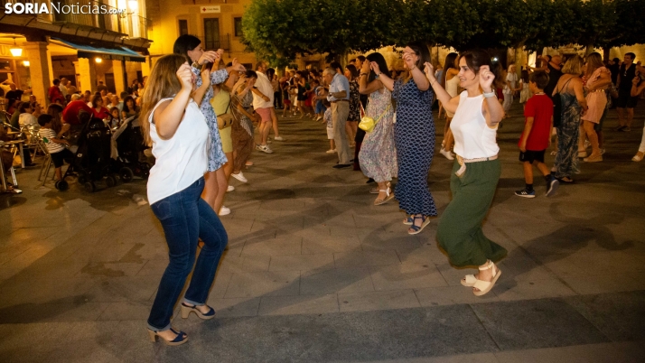 FOTOS: Primera Rueda del verano en El Burgo por El Carmen