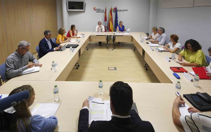 Activan la mesa de la Renta Garantizada para firmar un nuevo acuerdo a final de año