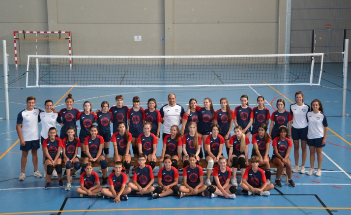 Broche de oro para el I Campus de Voley y Aventura del Sporting Santo Domingo