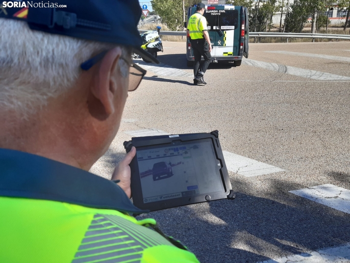 Ni el miedo a las multas ni el alto precio de los combustibles, en Soria se corre cada vez más al volante