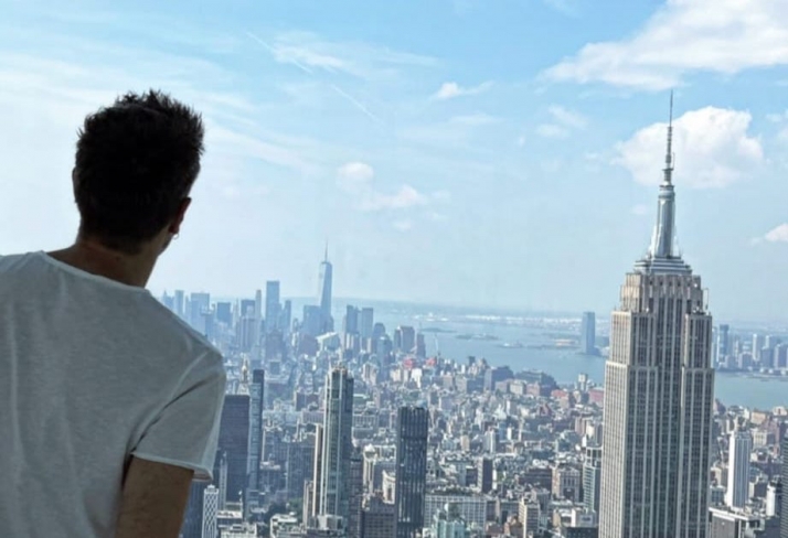 Maxi Iglesias se suma a la fiesta de reacciones a la visita de Dani Martínez a Soria