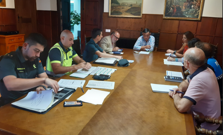 El Burgo incrementará el numero de agentes de paisano para evitar pinchazos durante sus fiestas