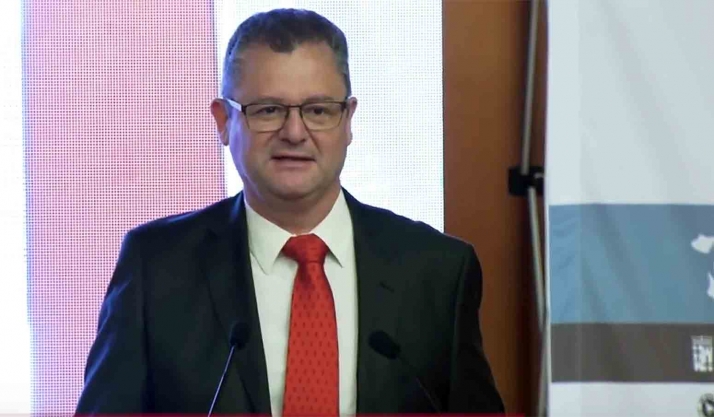 Dueñas reivindica la importancia del cooperativismo para el sector agrario