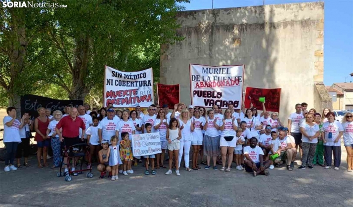 Muriel de la Fuente insiste en su lamento por el abandono de sus servicios