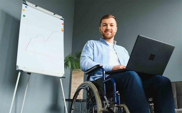 Un programa dotado con 25.000 € ayudará a la inserción de personas con discapacidad en empresas del mercado ordinario