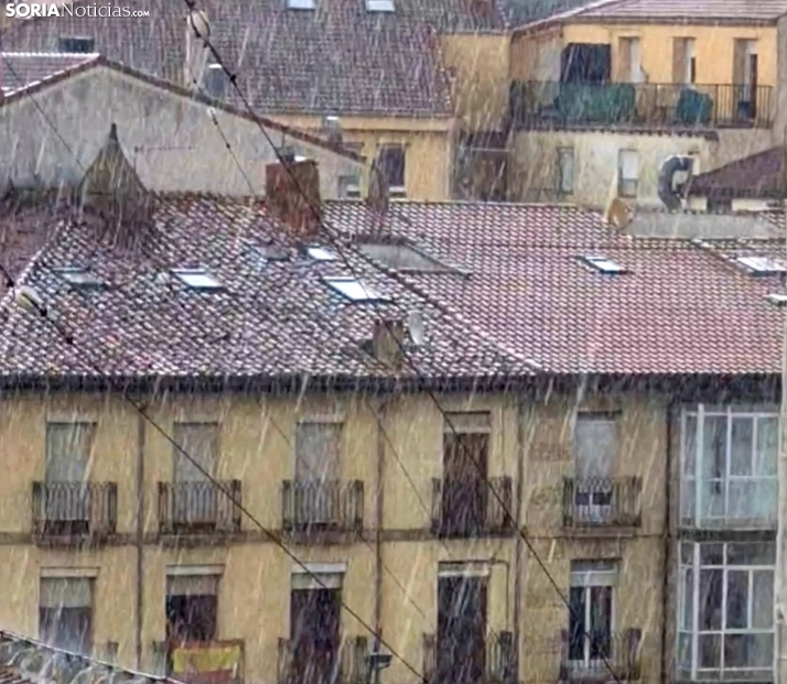 Fotos y vídeo: Las primeras lluvias de agosto en Soria