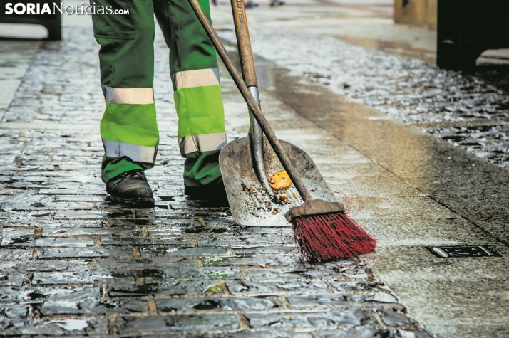 Cuatro rutas para limpiar todas las aceras de la capital en verano