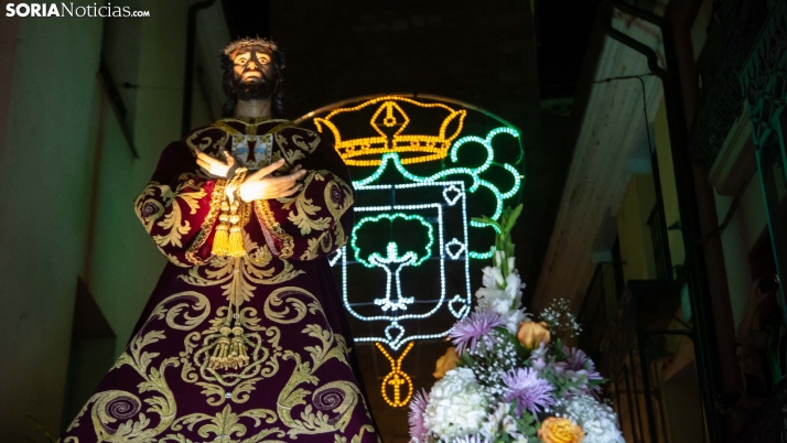 GALERÍA | Almazán resuena con fuerza en La Bajada de Jesús