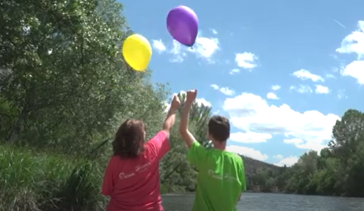 Vídeo: Aspace canta y baila para poner una sonrisa a las necesidades