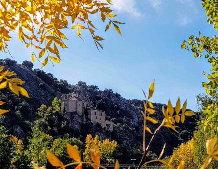 La Fiestas de San Saturio, protagonistas de la edición de octubre de la Revista Casas de Soria