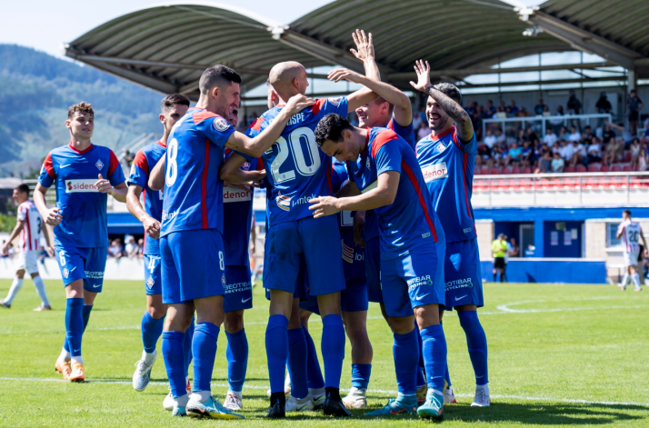 Conoce al próximo rival del Numancia: un Amorebieta con 19 caras nuevas