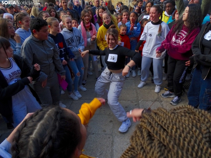 El Create Dance Festival llena de ritmo la plaza Mayor