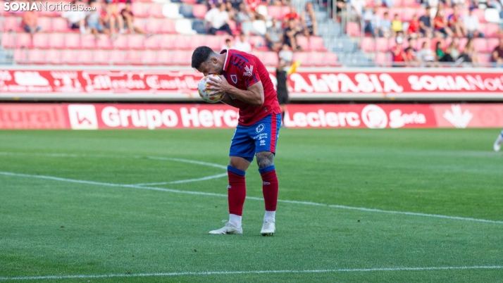 Galería: el Numancia no termina de carburar ofensivamente y cae ante el Alcoyano