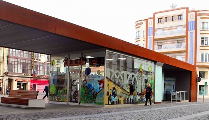 Más de 8.700 usuarios pasan por las oficinas de turismo municipales en agosto