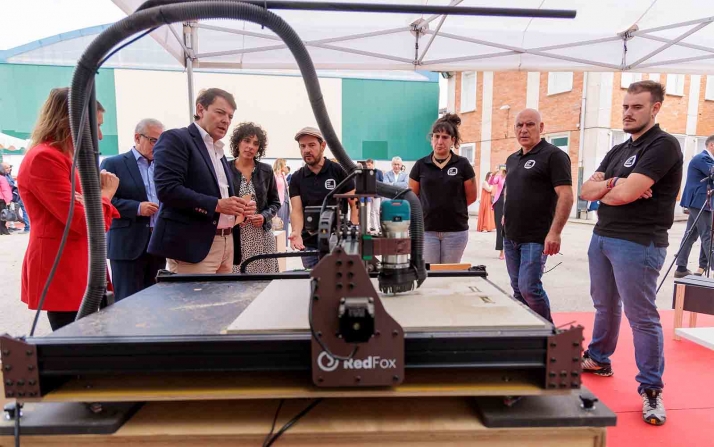 Una familia de Castilla y León podrá ahorrar hasta 3.000 € por alumno con el aumento de las ayudas de la Junta