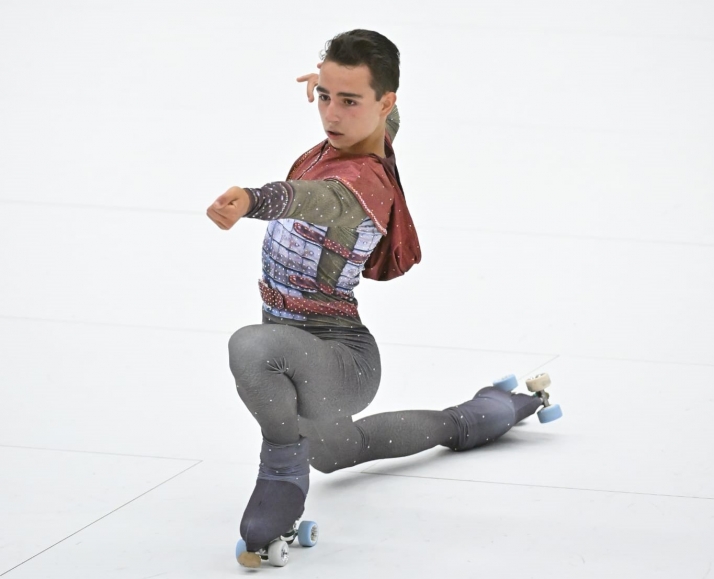 Héctor Díez da el primer paso en el Europeo: mejor puntuación en el programa corto