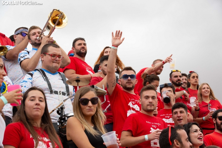 Galería SN | Las peñas llenan de alegría las fiestas de Arcos