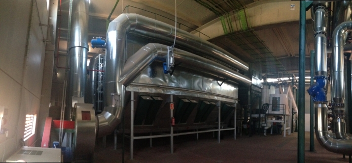 Adecuación de una nave industrial para central de calor renovable de REBI en el polígono Las Casas