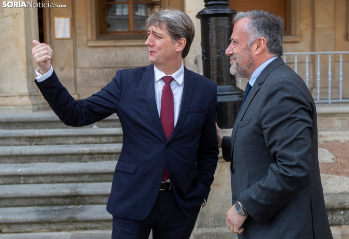 Fotos: Pollán (Vox) de visita protocolaria en Soria
