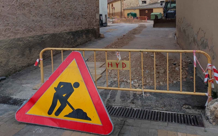 El Burgo comienza la pavimentación en 15 de sus calles