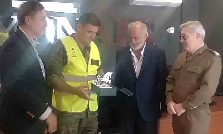 Layonair colabora con las Fuerzas Armadas en maniobras próximas al aeródromo