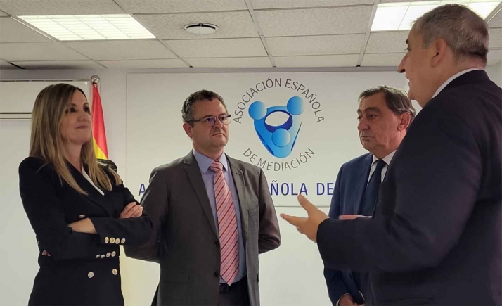 La Consejería de Agricultura aboga por la mediación y arbitraje en los contratos agrarios