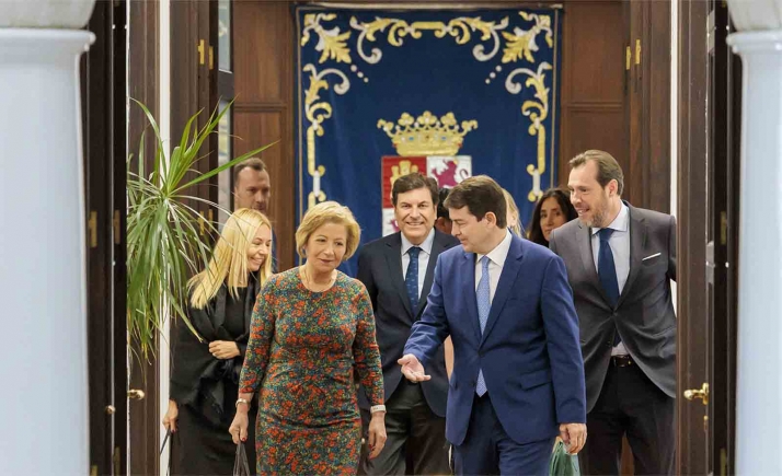 Mañueco firma con InoBat un protocolo para facilitar al máximo la instalación de una factoría de baterías eléctricas en Valladolid