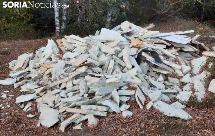 Aparece una escombrera ilegal en Garray